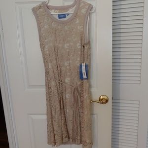 COPY - Simply vera wang lace cream dress im XL